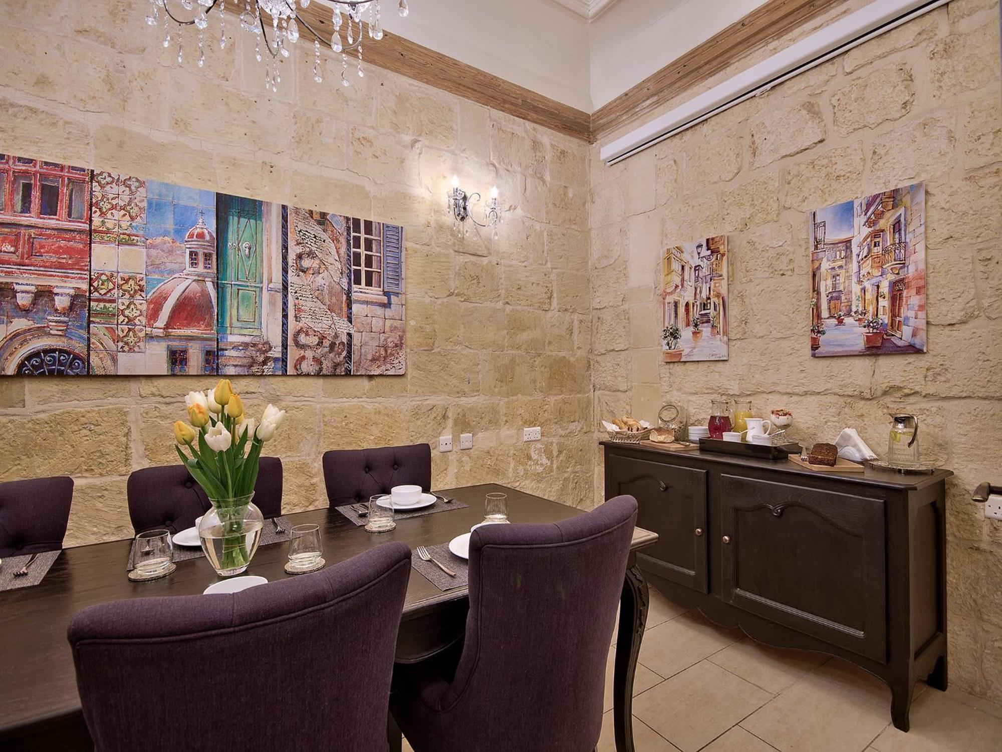 Julesy'S Bnb Cospicua Eksteriør billede